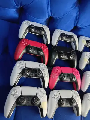 Neat Ps5 Controller Used
