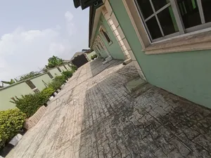 2bdrm Apartment in Alimosho for rent