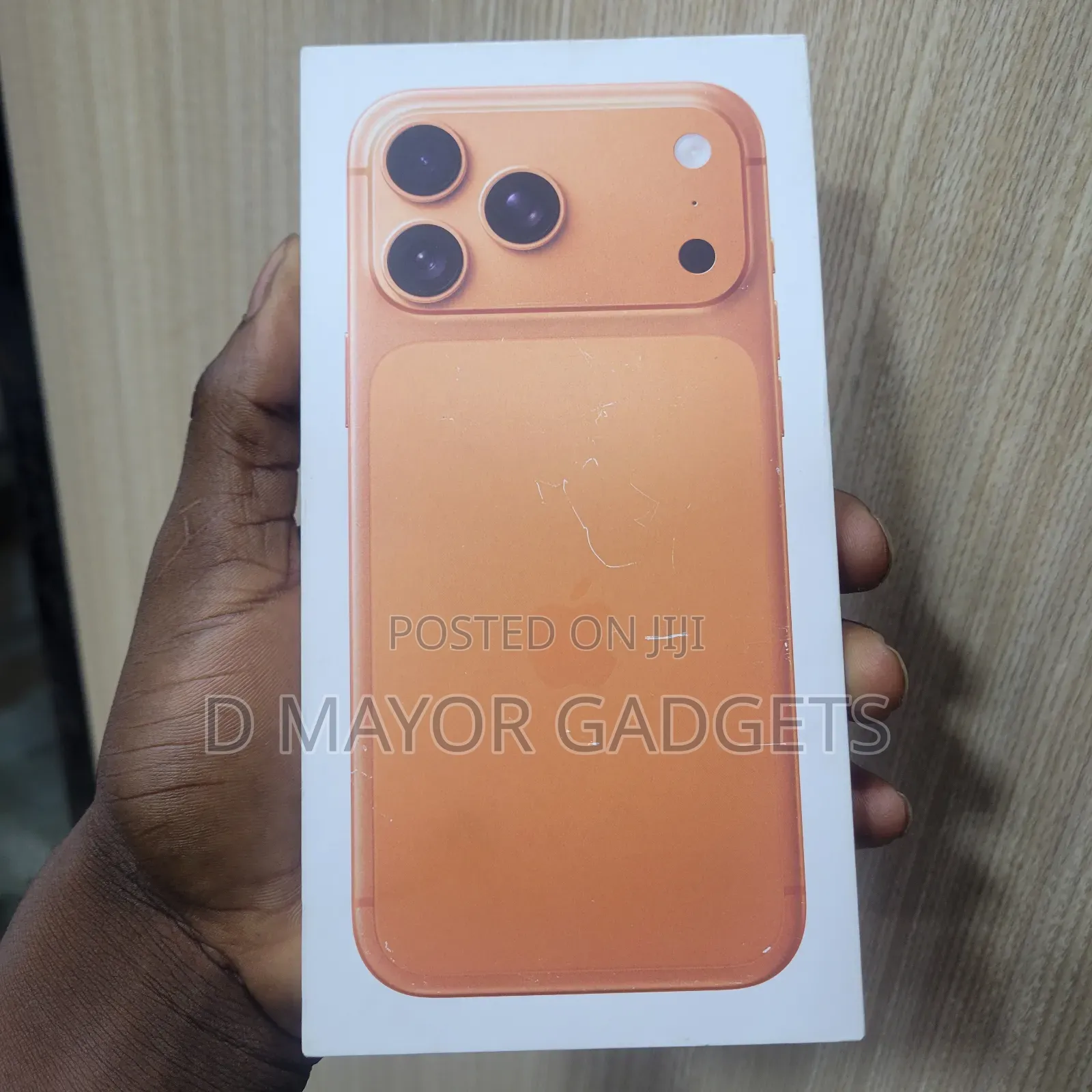 New Apple iPhone 17 Pro Max 256 GB Orange