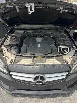 Mercedes-Benz C400 4Matic AWD Sedan (3.0L V6 7A) 2015 Black