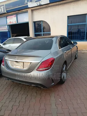 Mercedes-Benz C300 Sport Sedan RWD (2.0L 4cyl 7A) 2016 Gray