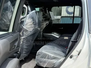 Lexus LX LX 600 2022 White