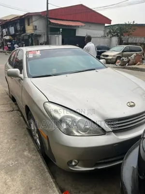 Lexus ES 330 Sedan 2004 Gold