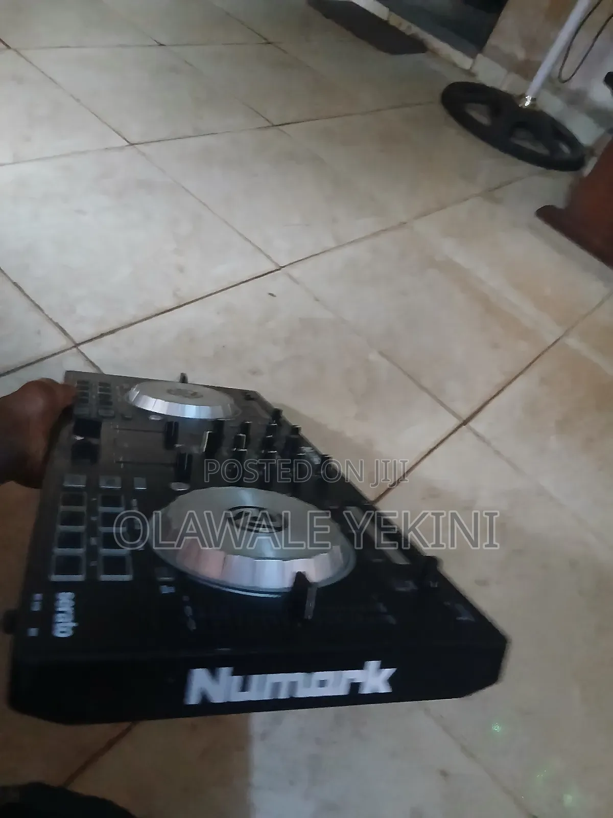 Numark Mixtrack Pro 3
