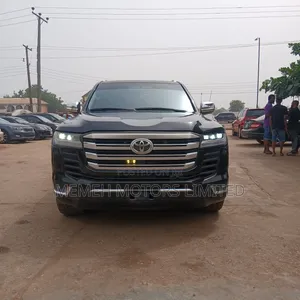 Toyota Land Cruiser 2014 Black