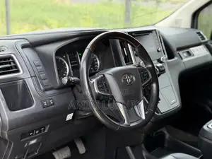 Toyota Granvia 2023 Black