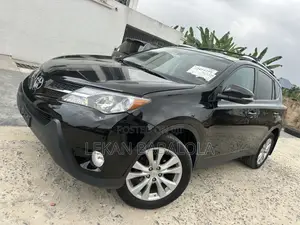 Toyota RAV4 Limited 4dr SUV AWD (2.5L 4cyl 6A) 2014 Black
