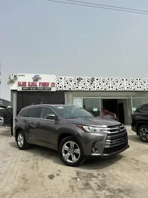 Toyota Highlander Limited V6 4x4 (3.5L 6cyl 6A) 2016 Gray