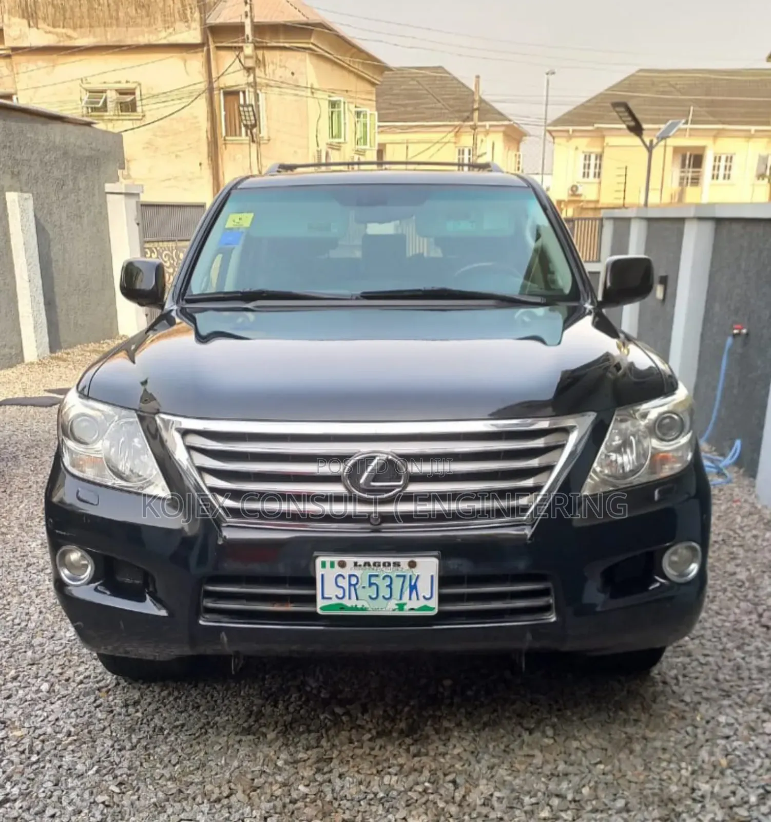 Lexus LX 570 2011 Black