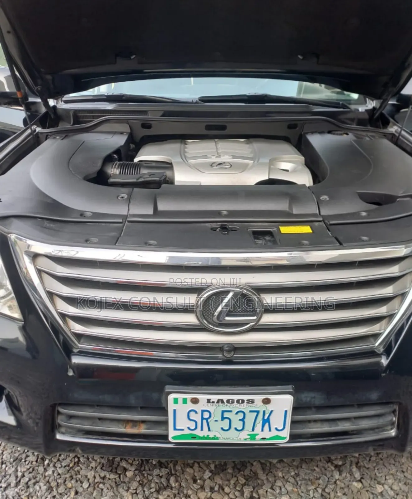 Lexus LX 570 2011 Black