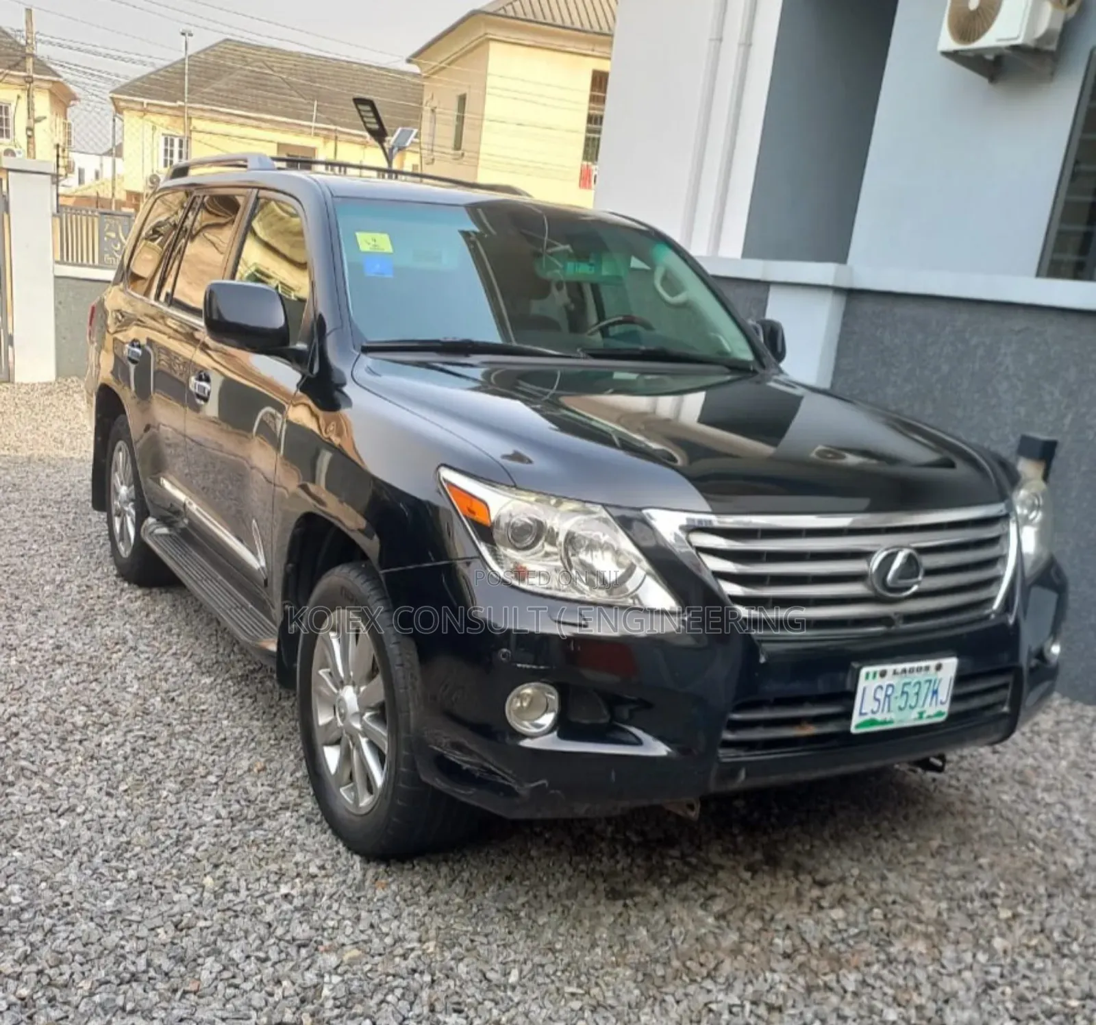 Lexus LX 570 2011 Black