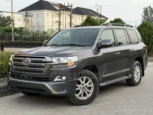 Toyota Land Cruiser 4.0 V6 GXR 2018 Gray