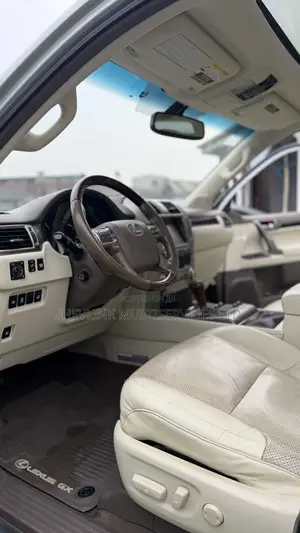 Lexus GX 460 Luxury 2017 Silver