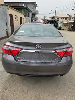 Toyota Camry 2016 Gray