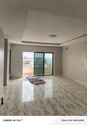 4bdrm Townhouse / Terrace in Guzape District for rent