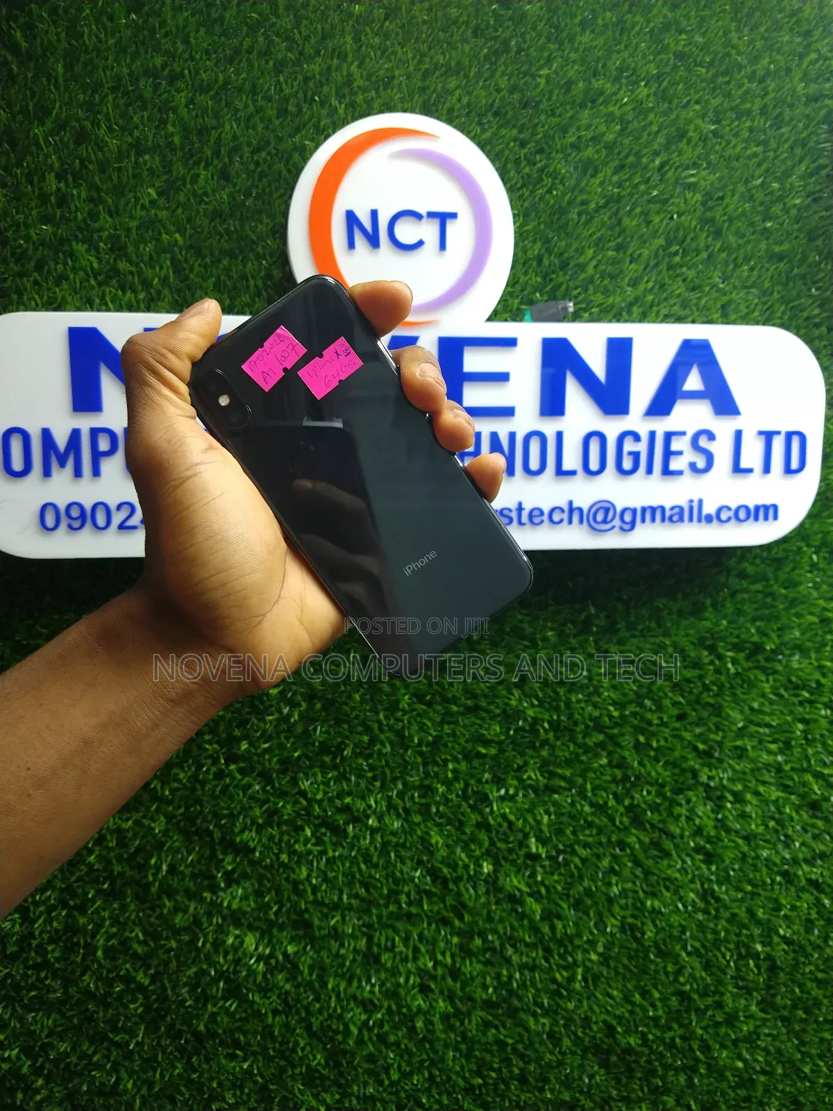 Apple iPhone X 64 GB Black
