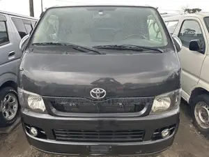 Toyota HiAce 2010 Black