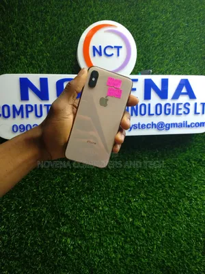 Apple iPhone XS 64 GB Rose Gold