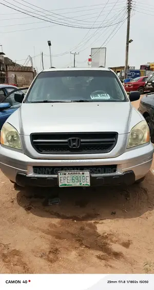 Honda Pilot 2004 Silver