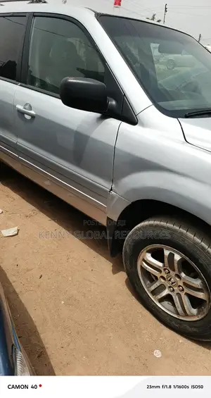 Honda Pilot 2004 Silver
