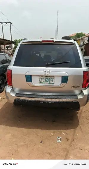 Honda Pilot 2004 Silver