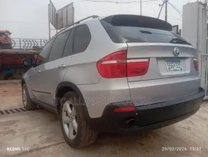 BMW X5 xDrive30i AWD (3.0L 6cyl 6A) 2010 Gray