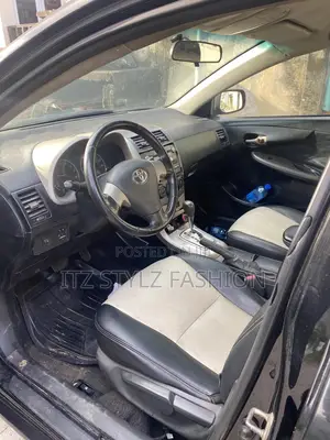 Toyota Corolla 2009 Black