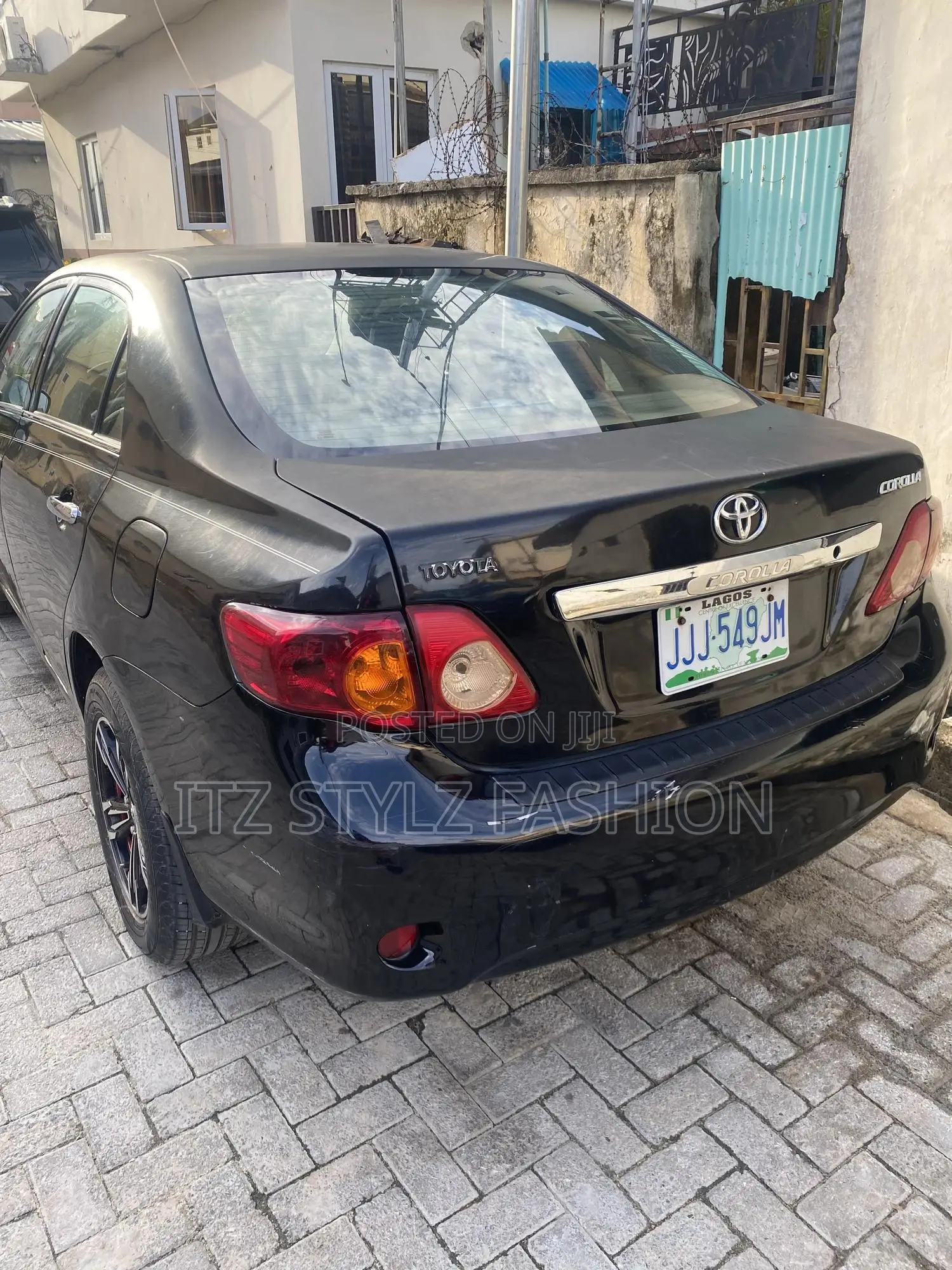 Toyota Corolla 2009 Black