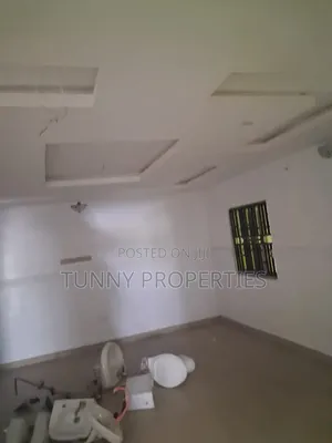 3bdrm Apartment in Mangoro for rent