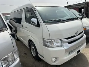 Toyota HiAce 2012 White