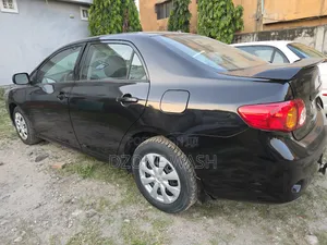 Toyota Corolla 2010 Black