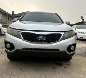 Kia Sorento 3.8 Automatic 2010 Silver