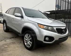 Kia Sorento 3.8 Automatic 2010 Silver