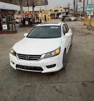 Honda Accord EX 4dr Sedan FWD (2.4L 4cyl 2A) 2013 White