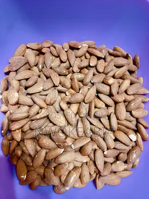 Almond Nuts