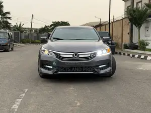 Honda Accord Sport SE 4dr Sedan FWD (2.4L 4cyl 2A) 2017 Gray