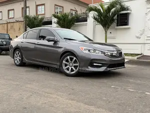 Honda Accord Sport SE 4dr Sedan FWD (2.4L 4cyl 2A) 2017 Gray