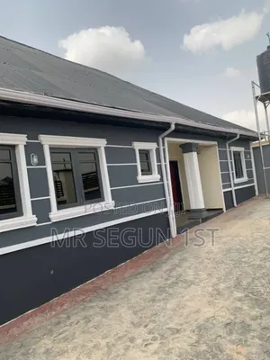 2bdrm Bungalow in Arapaja Estate, Odo Ona for rent