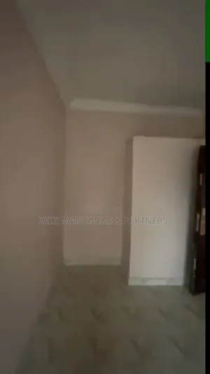 2bdrm Block of Flats in Waterlines Near Aba for rent