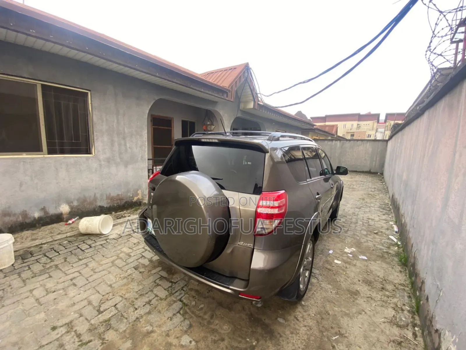 Toyota RAV4 2013 Brown