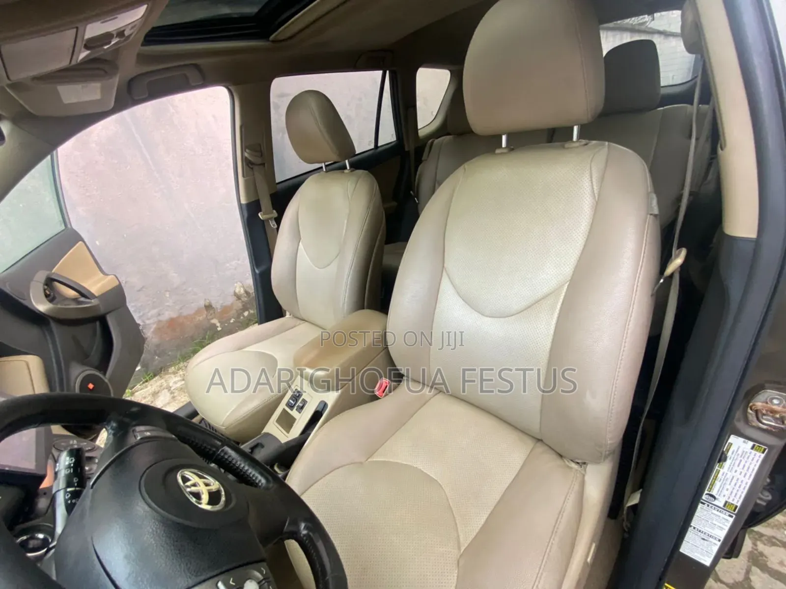 Toyota RAV4 2013 Brown