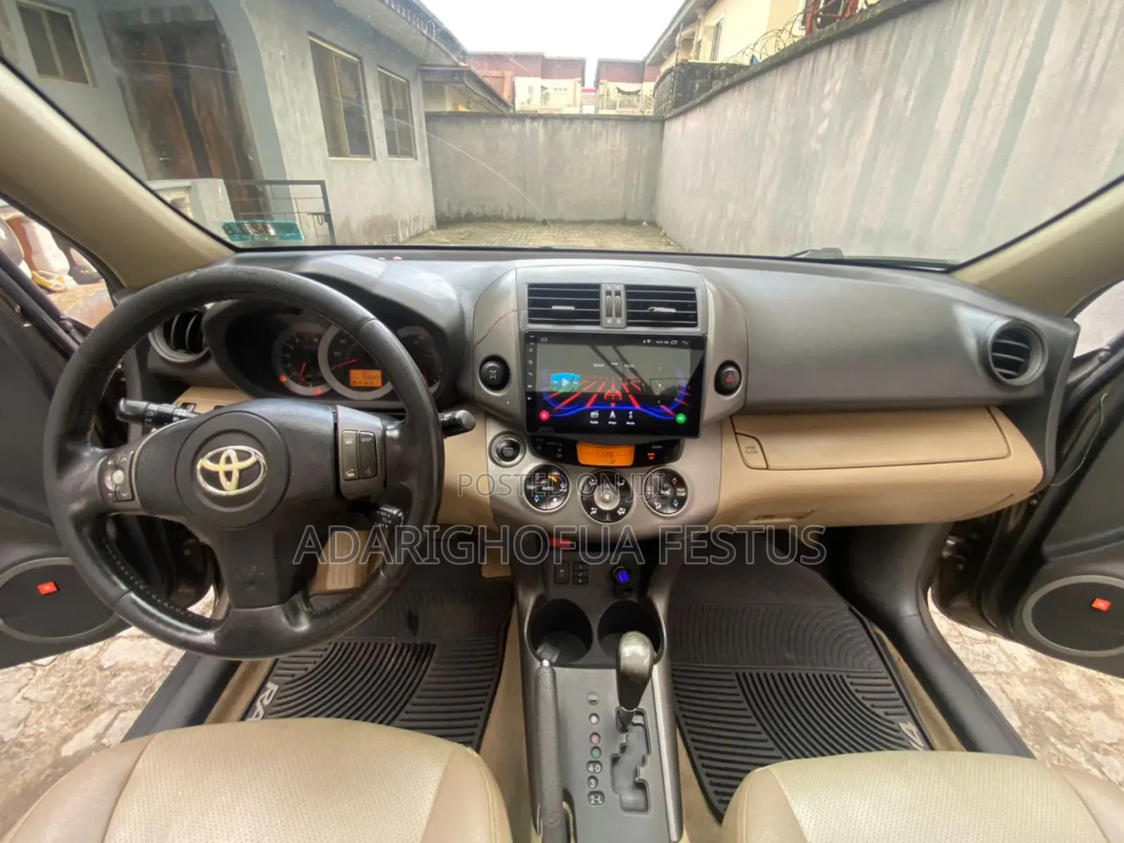 Toyota RAV4 2013 Brown