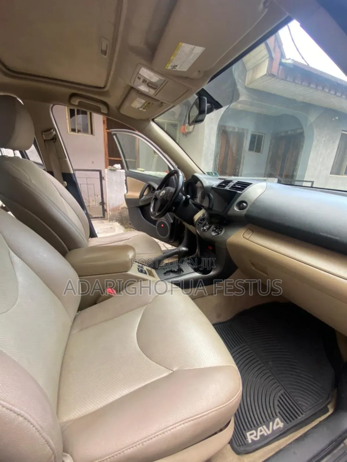Toyota RAV4 2013 Brown