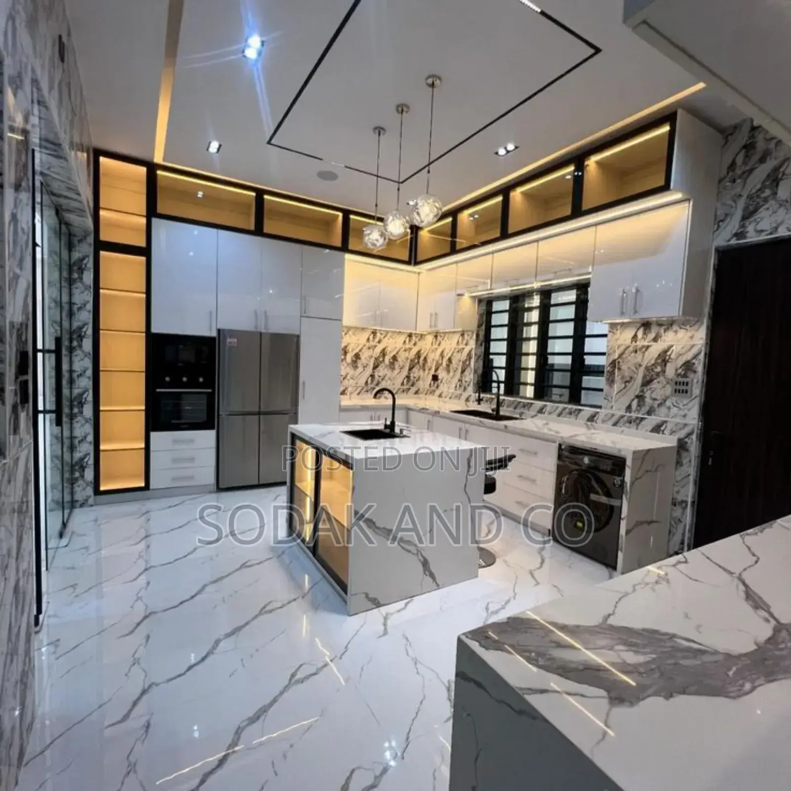 Luxury Kitchen Cabinet Design