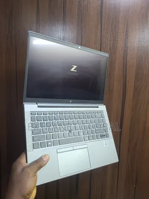 Laptop HP ZBook Firefly 14 G7 8GB Intel Core i5 SSD 256GB