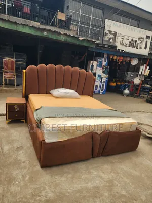 6by6 Padded Bed Frame With One Side Drawer