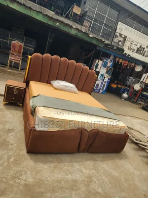 High Quality Padded Bed Stand.