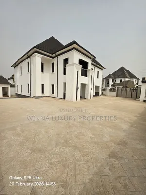 5bdrm Mansion in Lokogoma, Dakwo District for sale