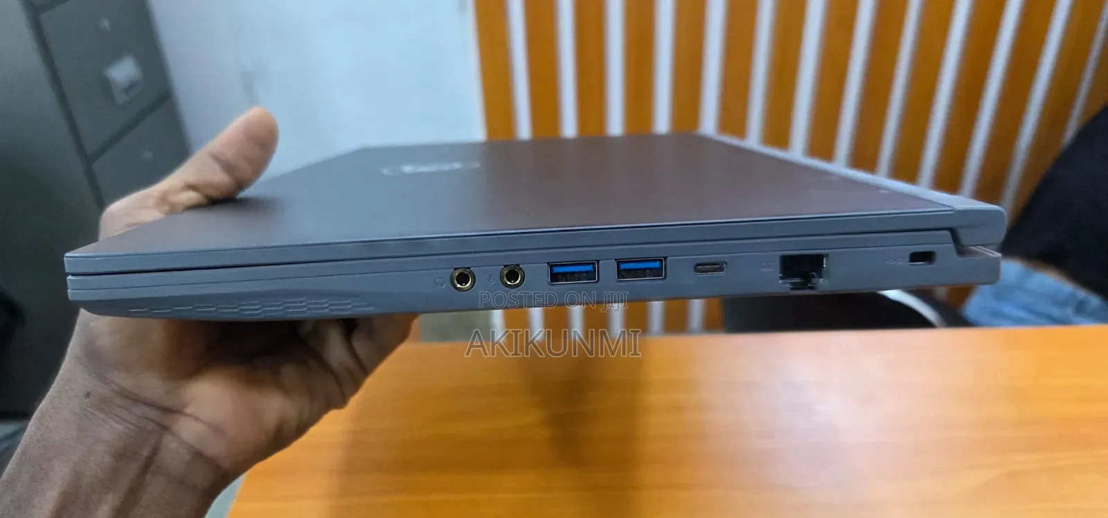 Laptop MSI GF75 Thin 16GB Intel Core i5 SSD 512GB