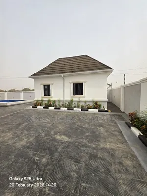 6bdrm Duplex in Faplins, Dakwo District for sale